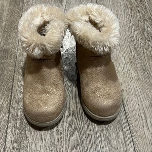 Cat & Jack Fur Toddler Boots - Size 7